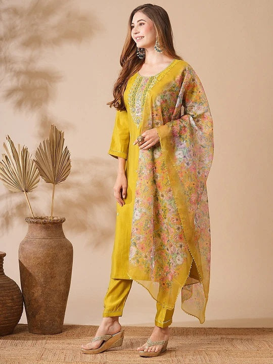 Women Party Wear Embroidery Worked Kurta With Pant And Dupatta Set