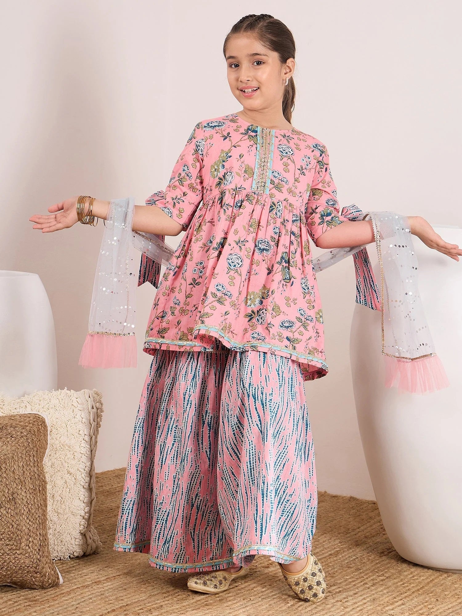 Girls Ethnic Motifs Printed Empire Kurta With Sharara & With Dupatta