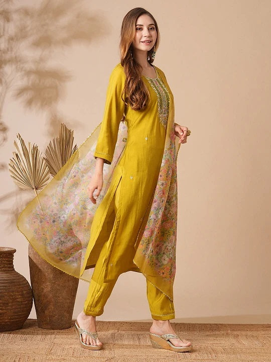 Women Party Wear Embroidery Worked Kurta With Pant And Dupatta Set