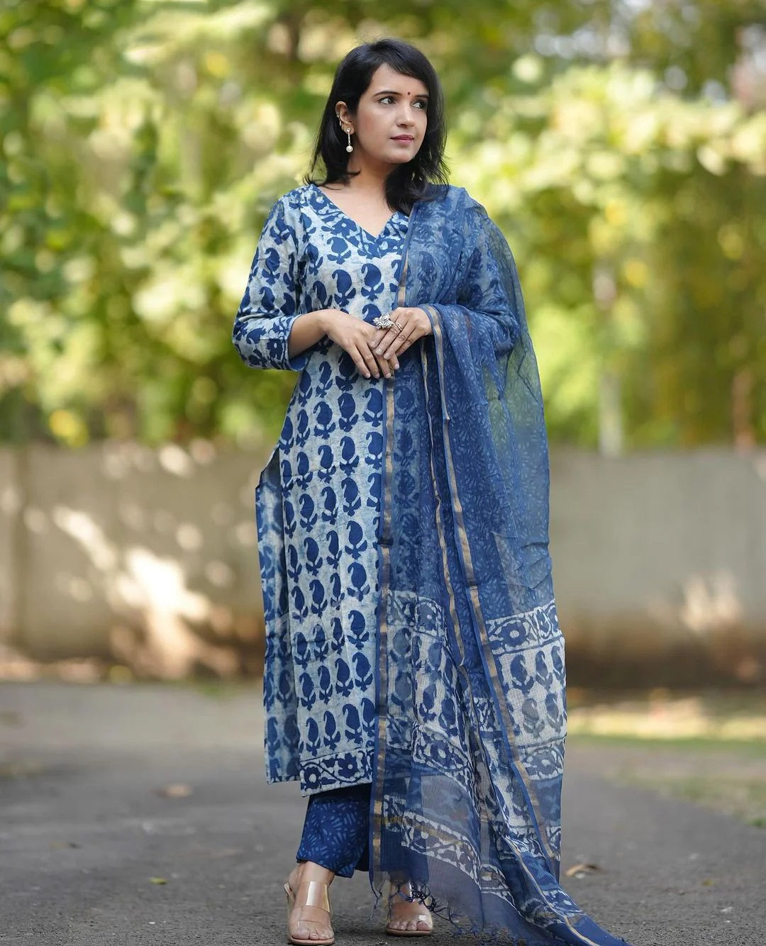 Women Party Wear Flower Printed Kurta With Pant And Dupatta Set (Blue)