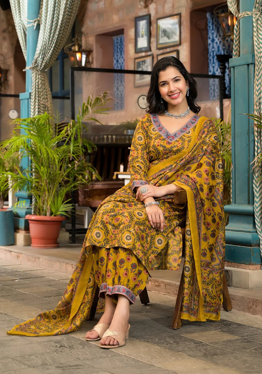 Women Party Wear Flower Printed Kurta With Pant And Dupatta Set (Rayon)