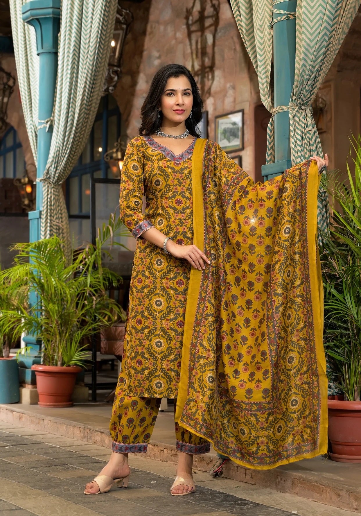 Women Party Wear Flower Printed Kurta With Pant And Dupatta Set (Rayon)