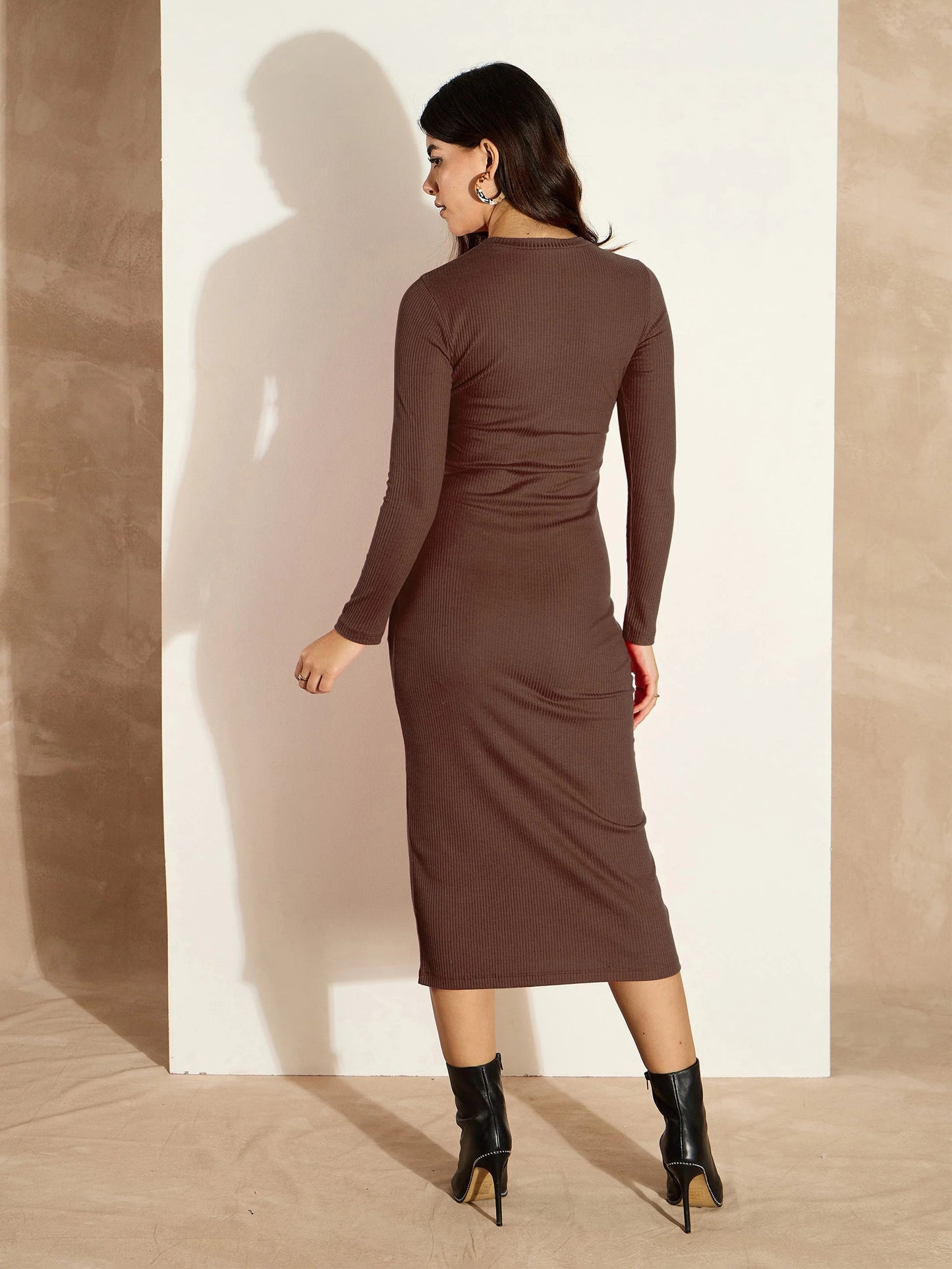 Women Dark Brown Rib Bodycon Full Sleeves Midi Dress