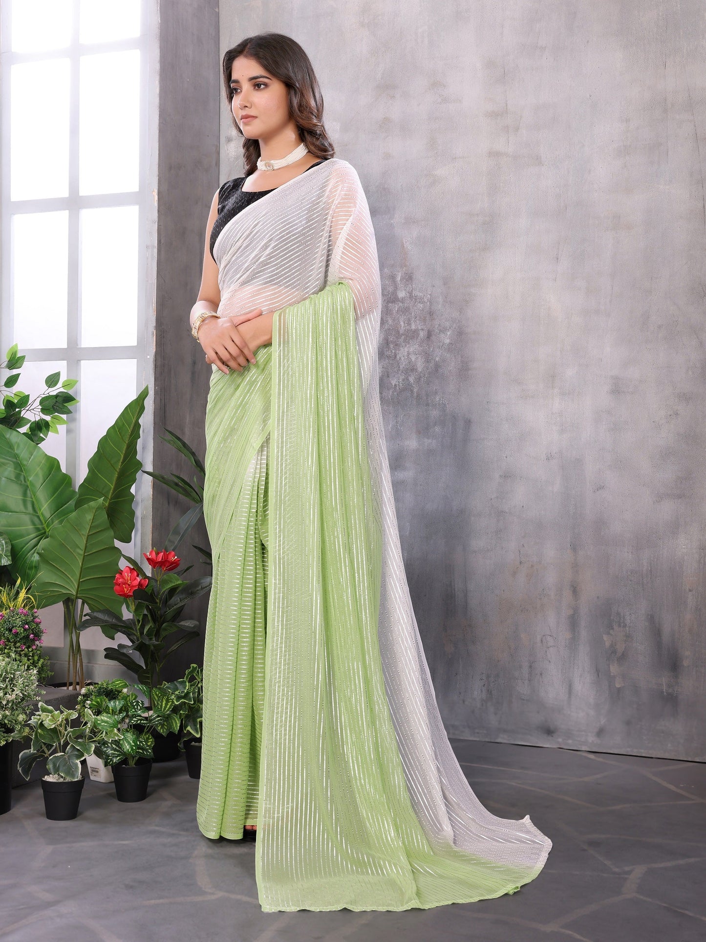 Women Party Wear Jari Weaving Worked Ready To Wear Saree With Un Stitched Blouse(Up To 44)Pista Green