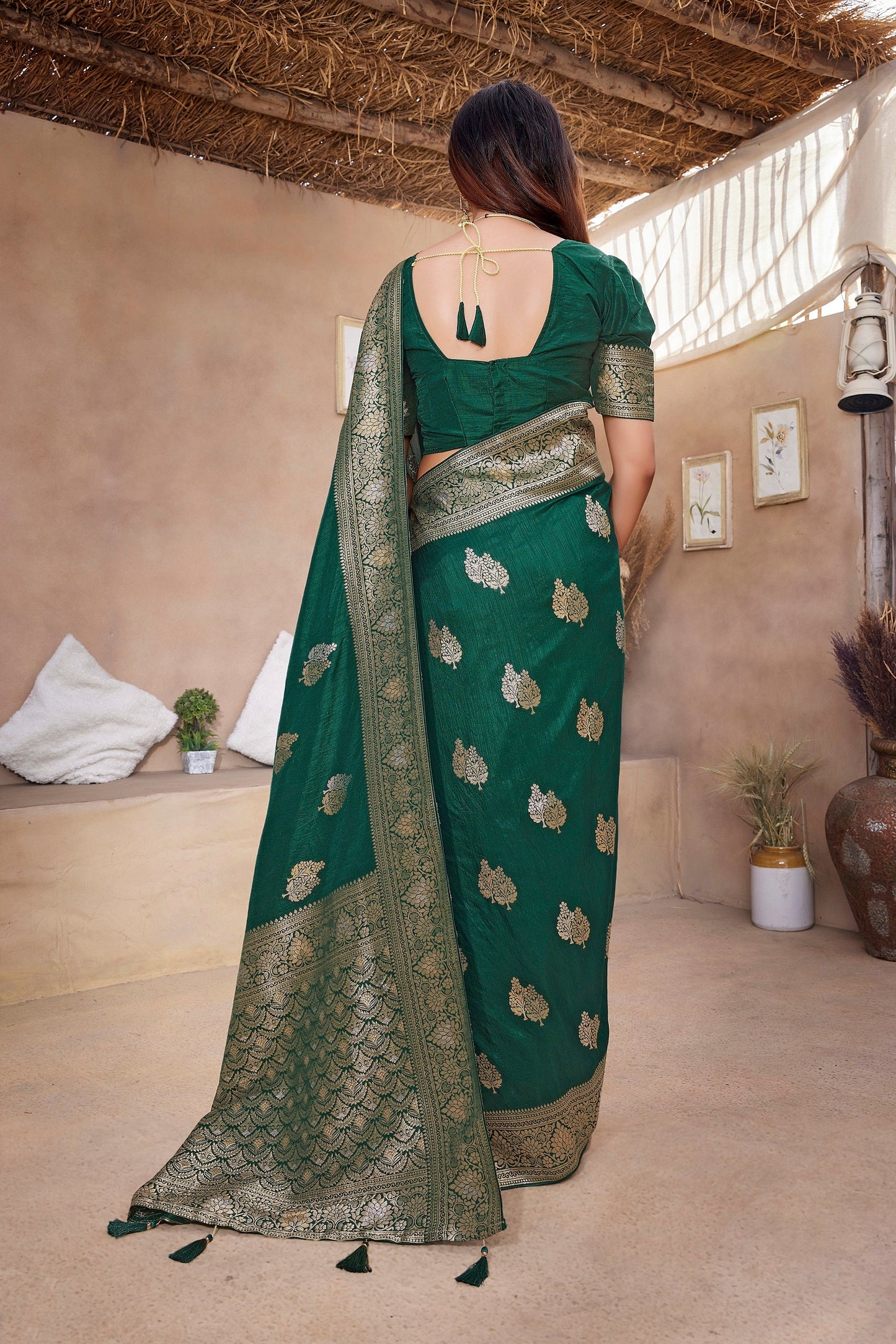 Women Wedding Wear Jari Weaving Paithani Silk Saree With Un Stitched Blouse