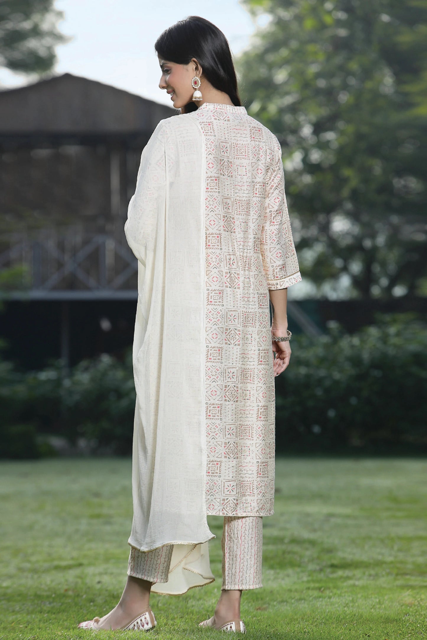 Off-White Rayon Printed Kurta, Pants & Dupatta Set