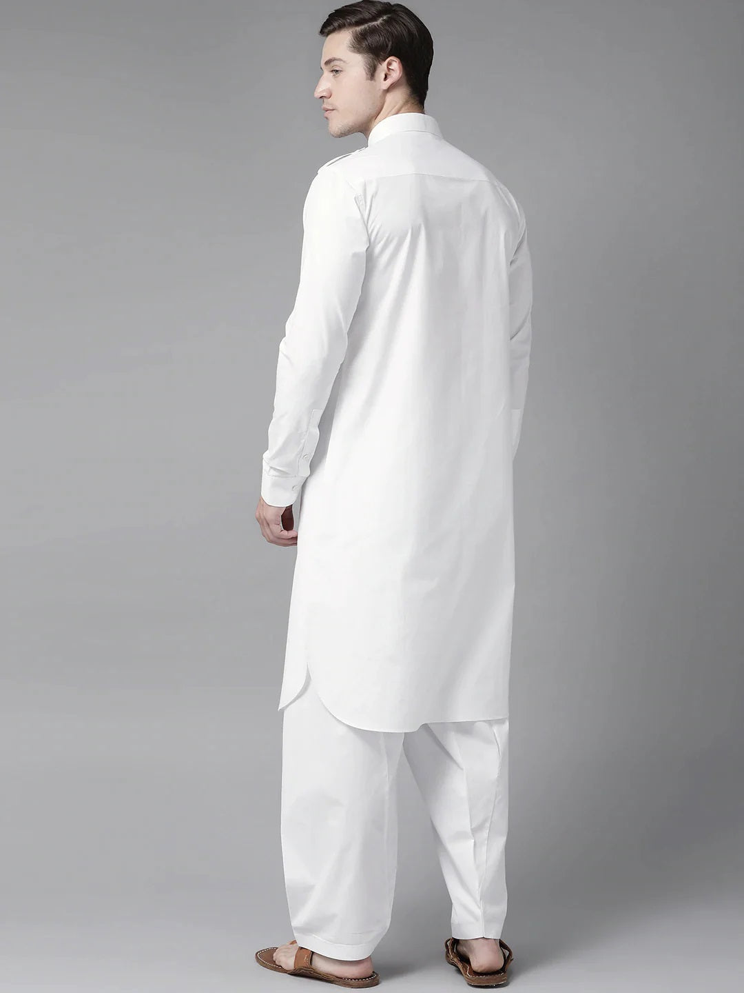 Men White Pathani Kurta With Salwar