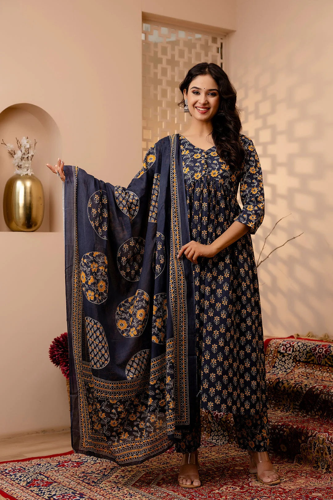 Women Grey Floral Printed Anarkali Kurta And Trouser With Dupatta