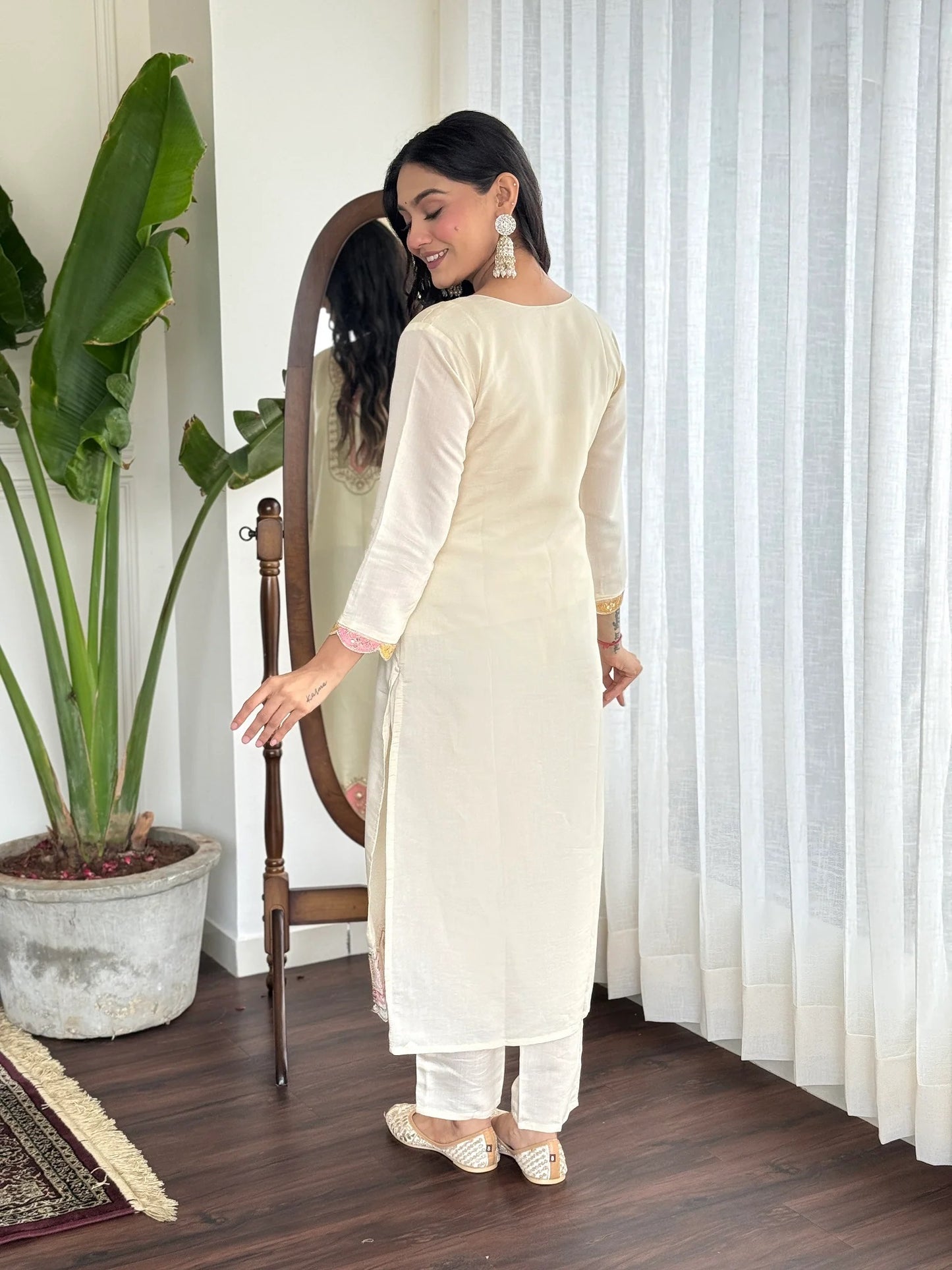 Women Party Wear Embroidery Worked Kurta With Pant And Dupatta Set (Off White)