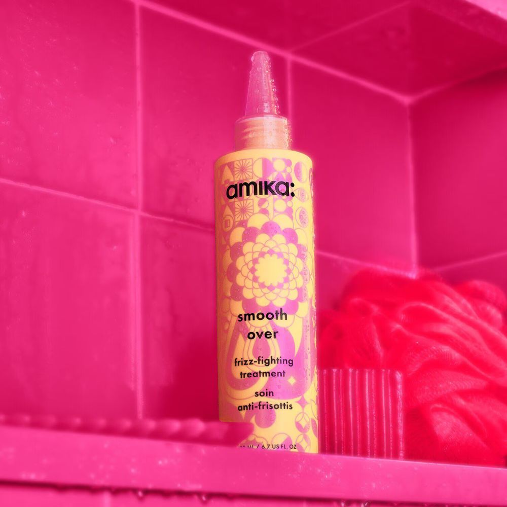 AMIKA Smooth Over - Frizz-Fighting Treatment